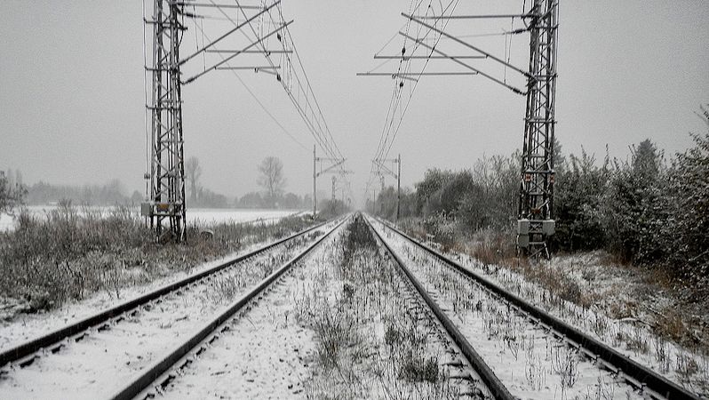 Sníh a led ochromil železniční dopravu na severu Německa